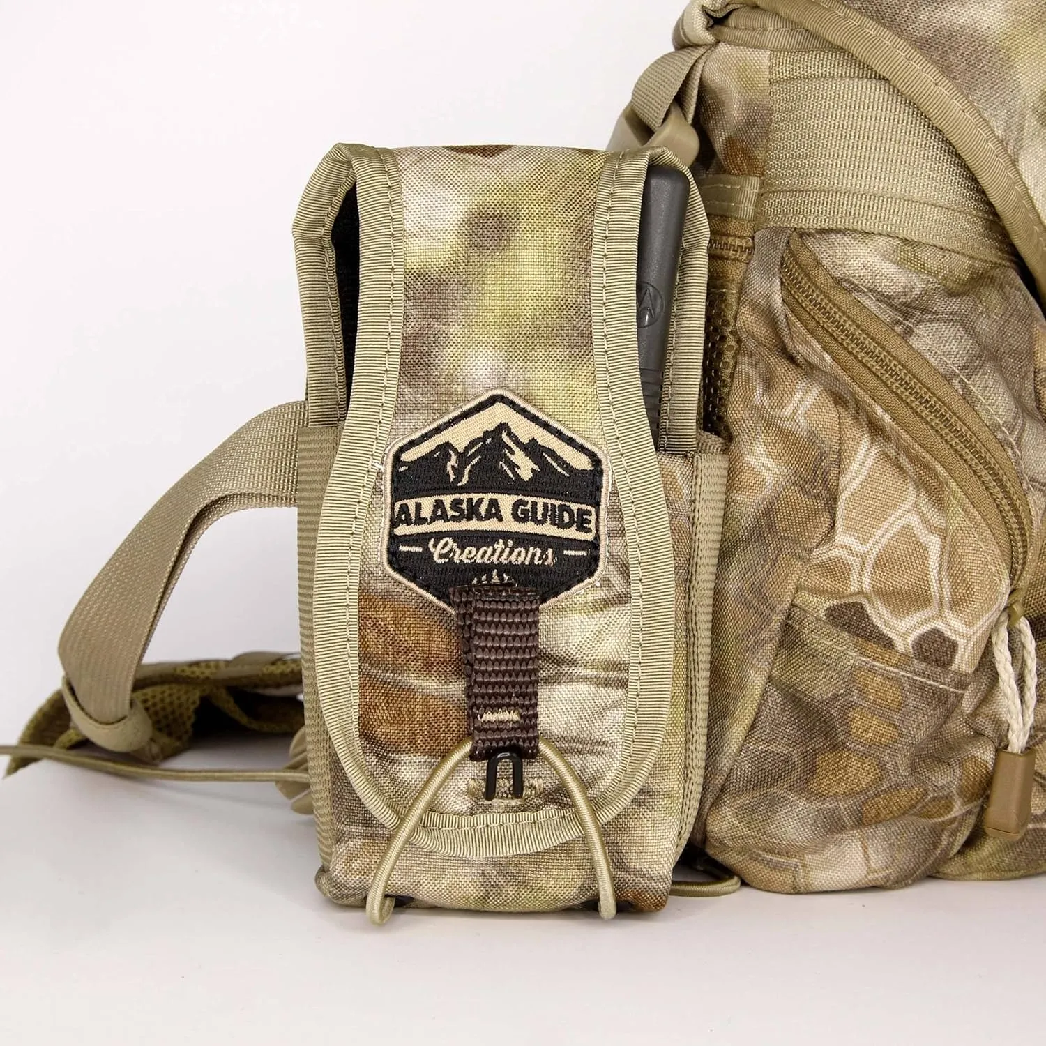 Alaska Guide Creations in-line Camo Accessory Pouch | Adapter GPS Radio Holder | One Size Fits Most Walkie Talkie Pack (Mossy Oak Break-Up Country)