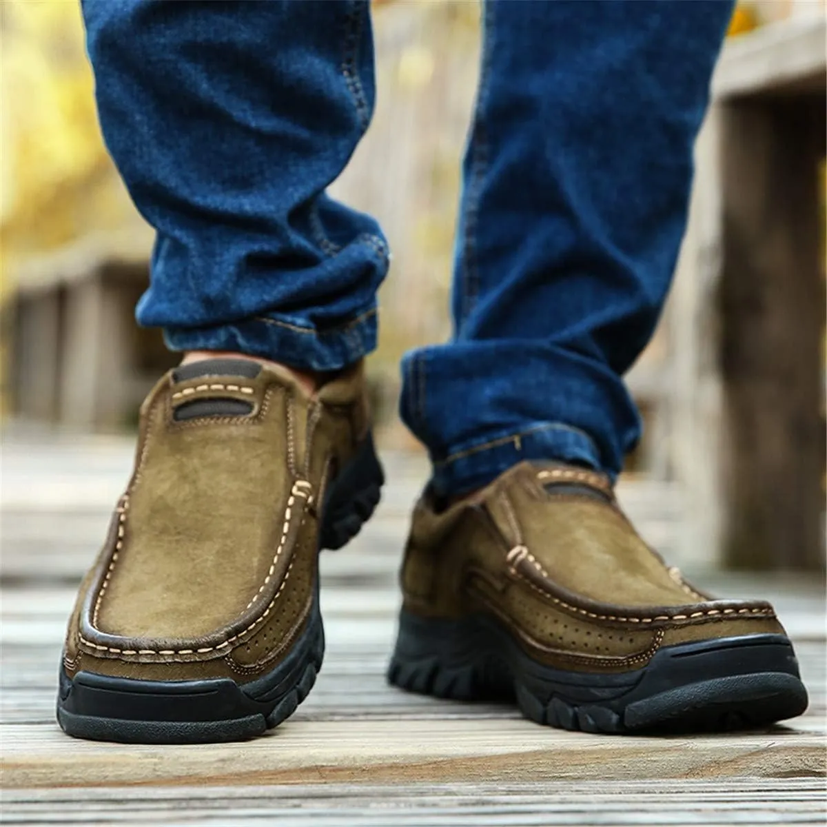CHICLOVEY Men's Slip-on Hiking Shoes Leather Casual Outdoor Walking Sneaker