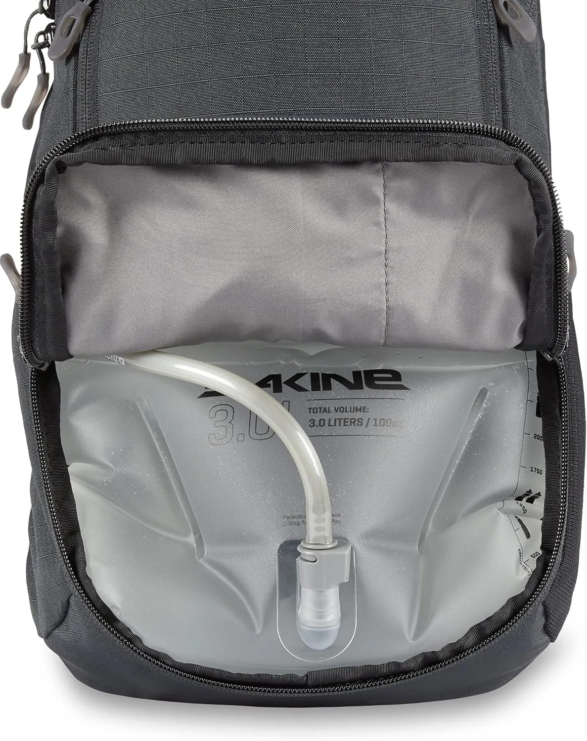 Dakine Syncline 12L - Black, One Size