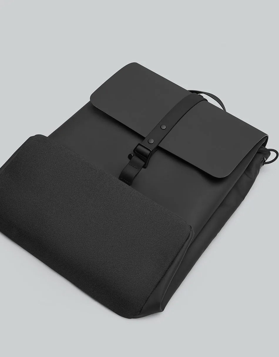 Däsh Bucket Backpack - Black