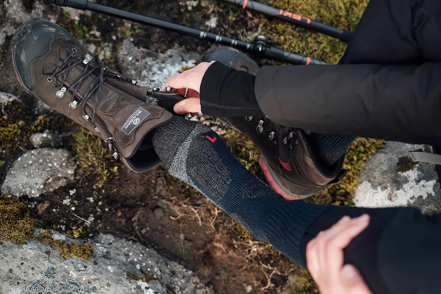 FALKE Women Tk1 Adventure Hiking Socks