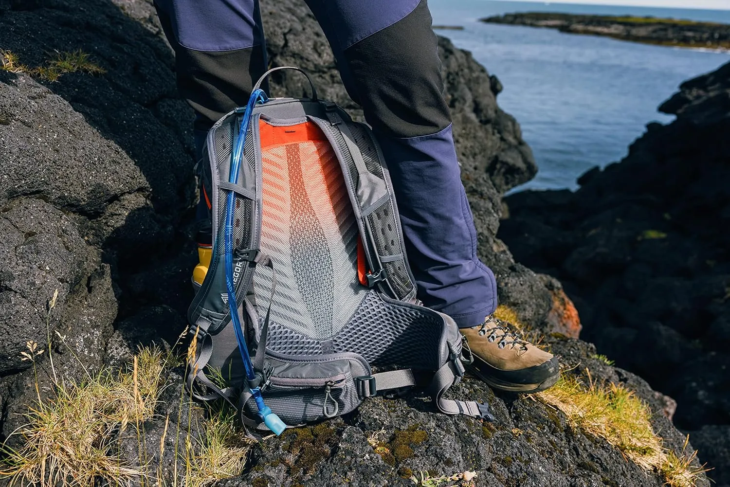 Gregory Maya 30L Women's Day Hiking Backpack, Ventilated Backpanel, Built-In Hydration Attachment for Water Bladder (Reservoir Not Included), One Size Fits All, Sunset Grey