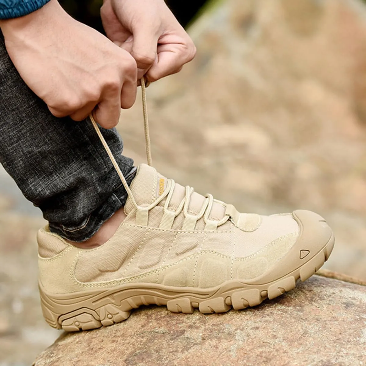 Hiking Shoes Mens Waterproof Mountain Trekking Shoes Men Breathable Walking Shoes Outdoor Sports Winter Boots
