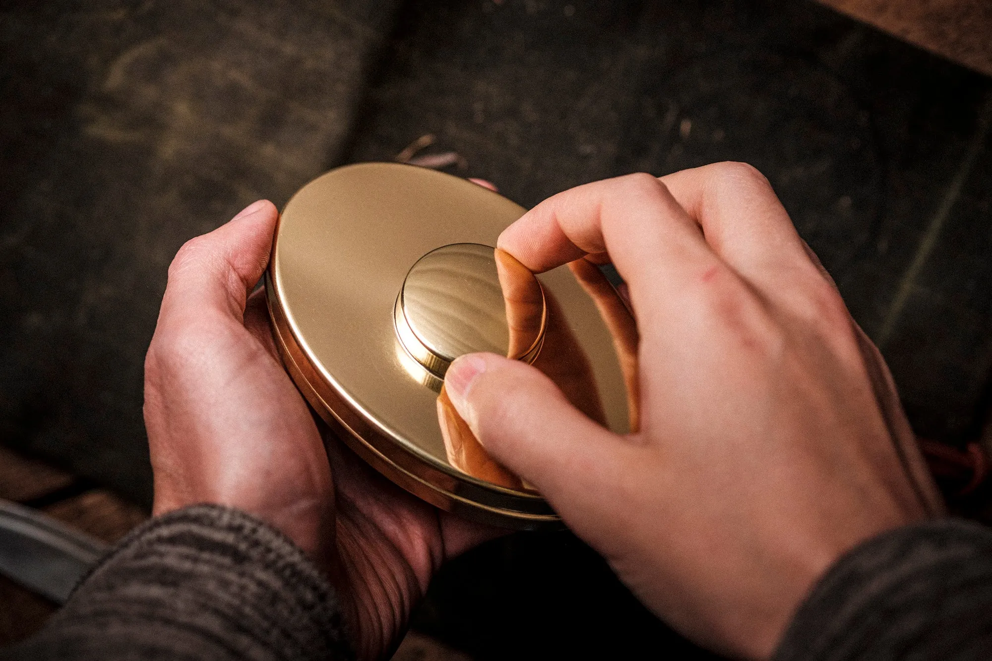 Hudson Bay Tobacco Tin Flint and Steel Kit – Master the Art of Traditional Fire-Making