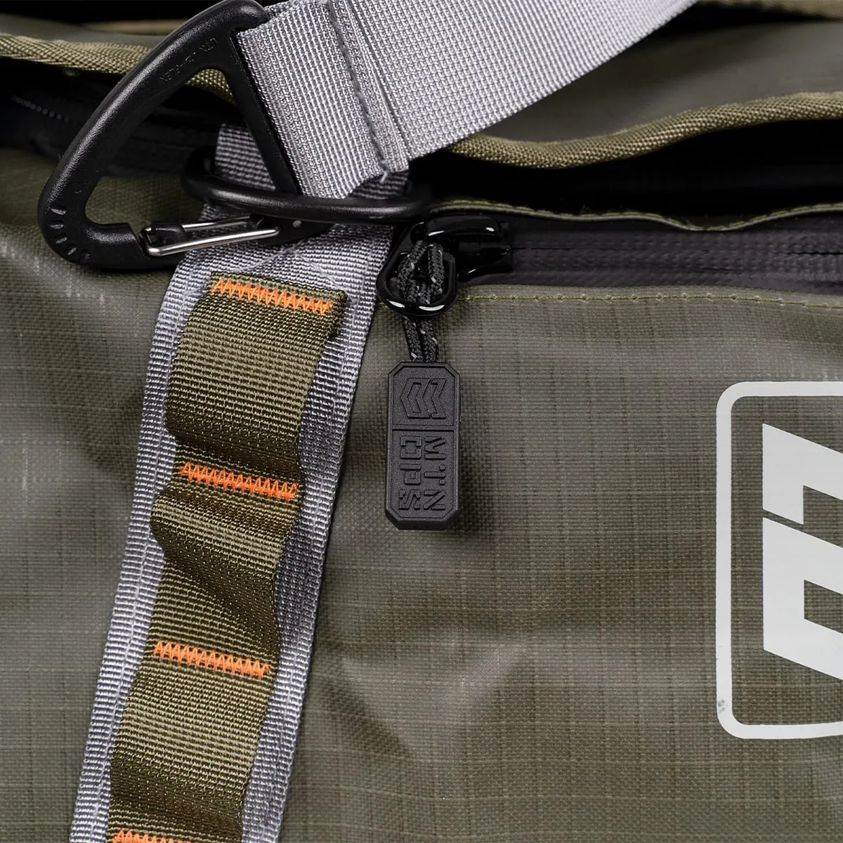 LONG HAUL DUFFEL