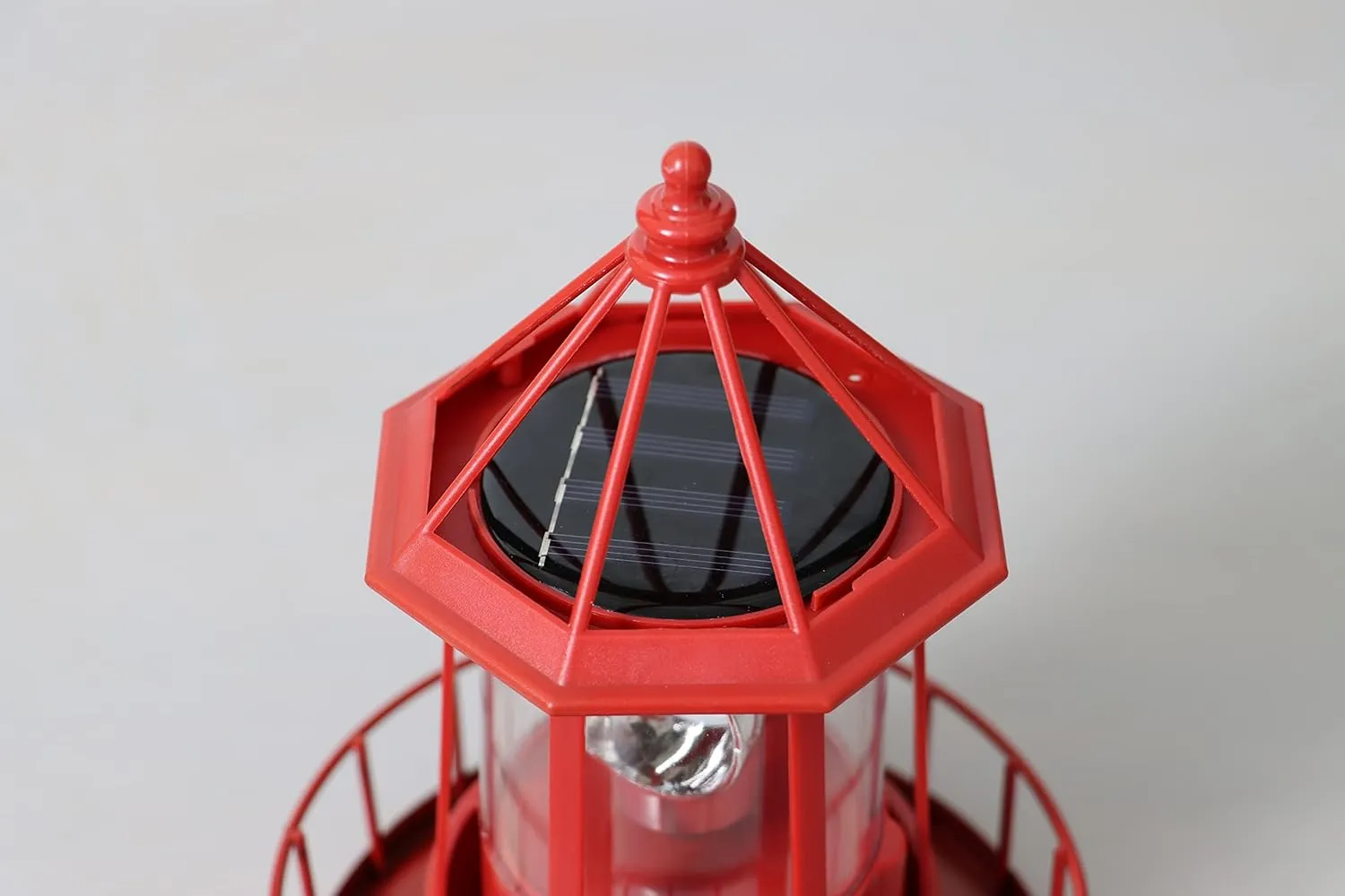 Marsrut LED Solar Light Powered Rotating Lighthouse Beacon Lamp, Outdoor Courtyard Waterproof Solar Hanging Lamp, Lawn Lantern, for Patio Fence Garden Decoration Outdoor Lighting Home Decor (Red)