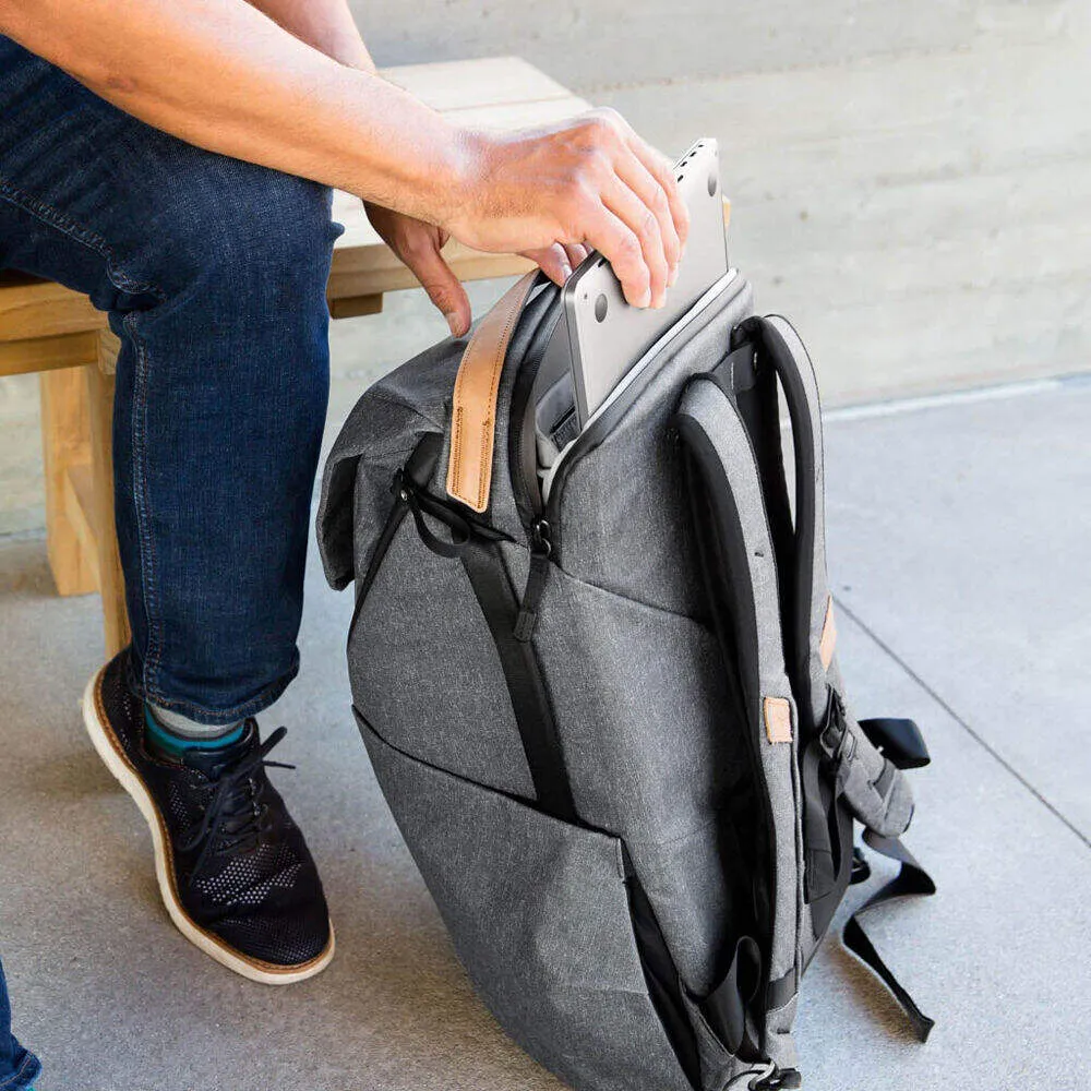 Peak Design 30L Everyday Backpack V2 - Charcoal