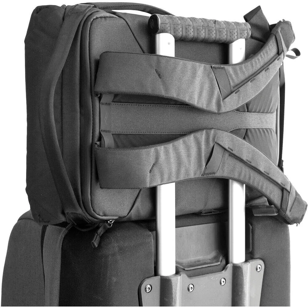 Peak Design 30L Everyday Backpack V2 - Charcoal