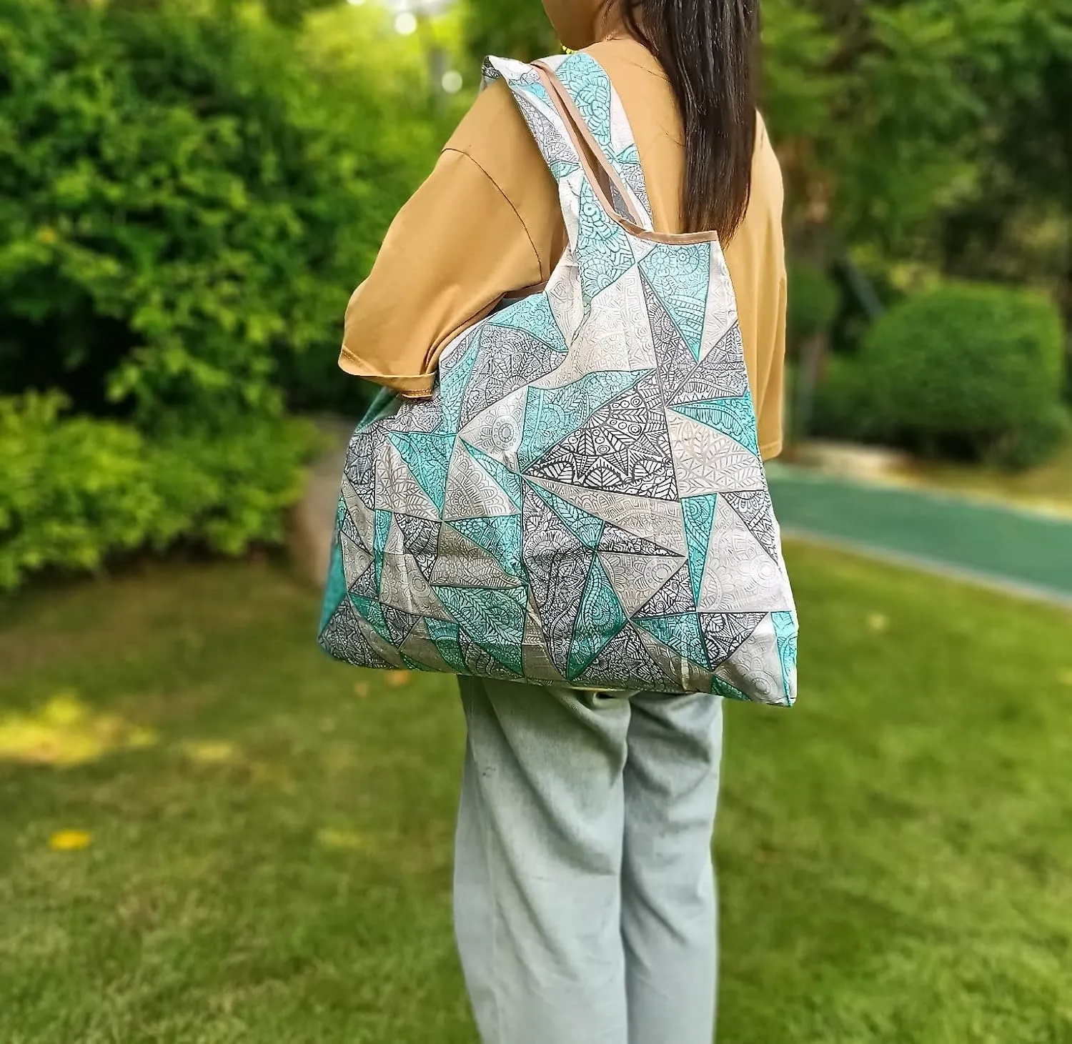Reusable Shopping Spare Tote Bag Aesthetic Folding Ripstop Heavy-Duty Laundry Duffle Bag for Women Travel Camping Bag