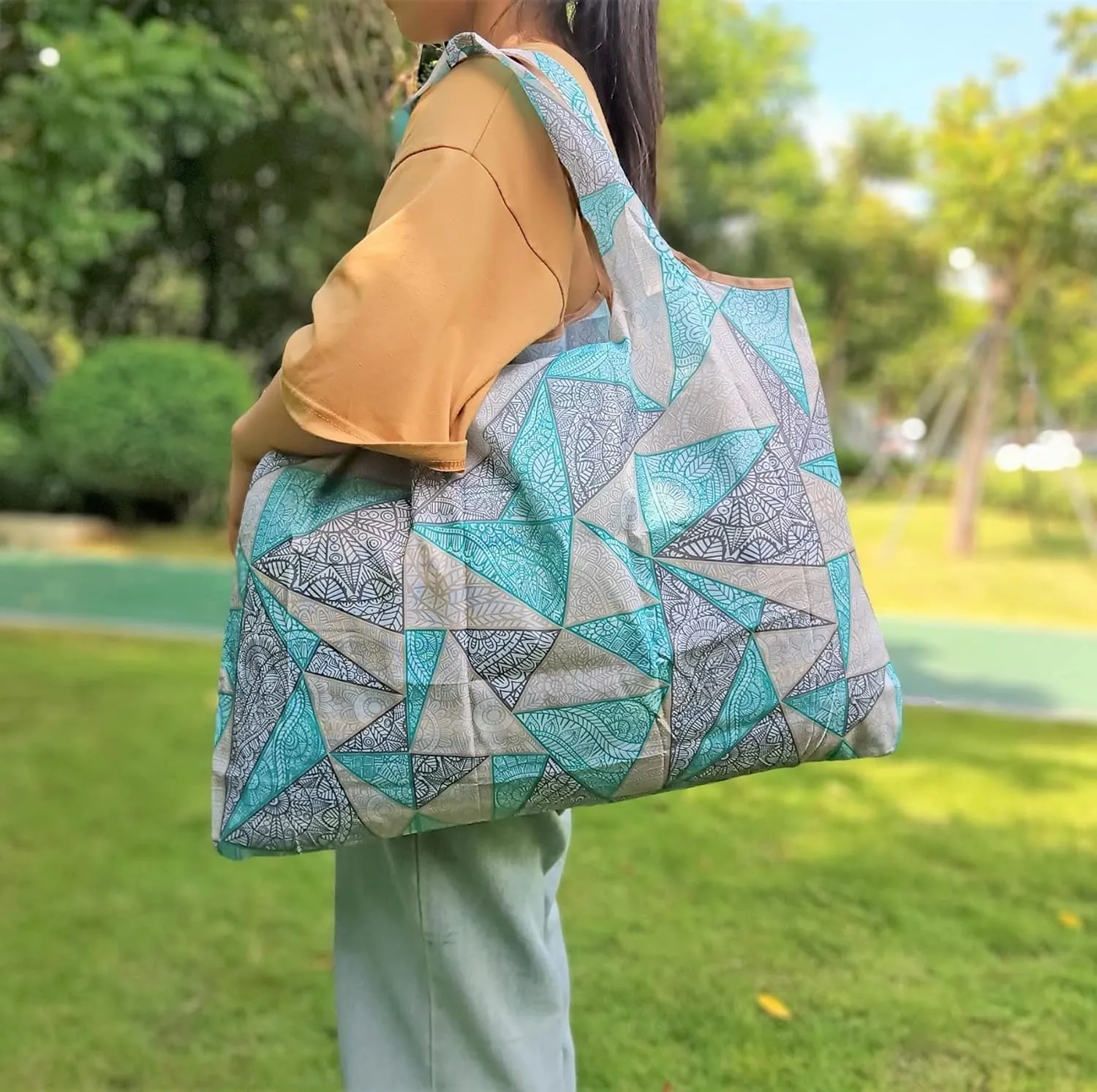 Reusable Shopping Spare Tote Bag Aesthetic Folding Ripstop Heavy-Duty Laundry Duffle Bag for Women Travel Camping Bag