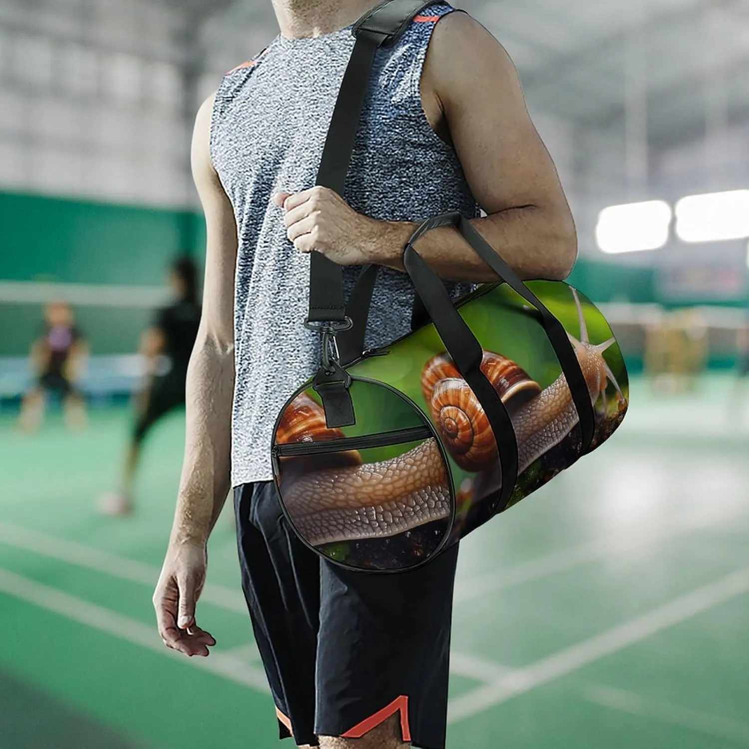 Travel Duffel Bag for Men And Women,Wildlife Animal Snail Waterproof Sports Fitness Bag Portable Travel Duffel Bag